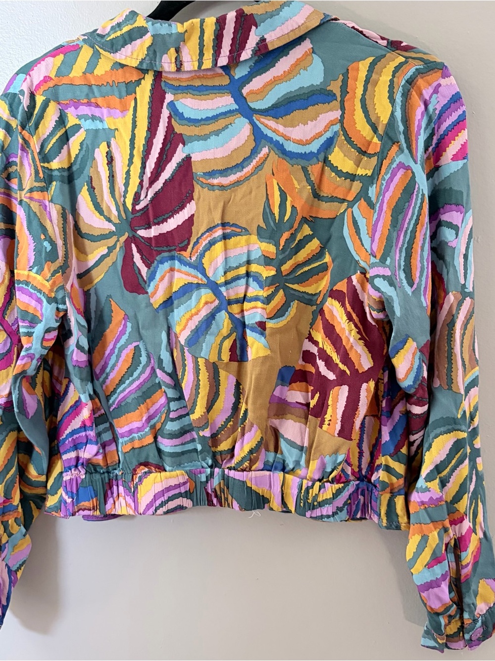 Haute Hippie Style Tropical Leaf Crop Top Blouse Medium - Picture 4 of 7